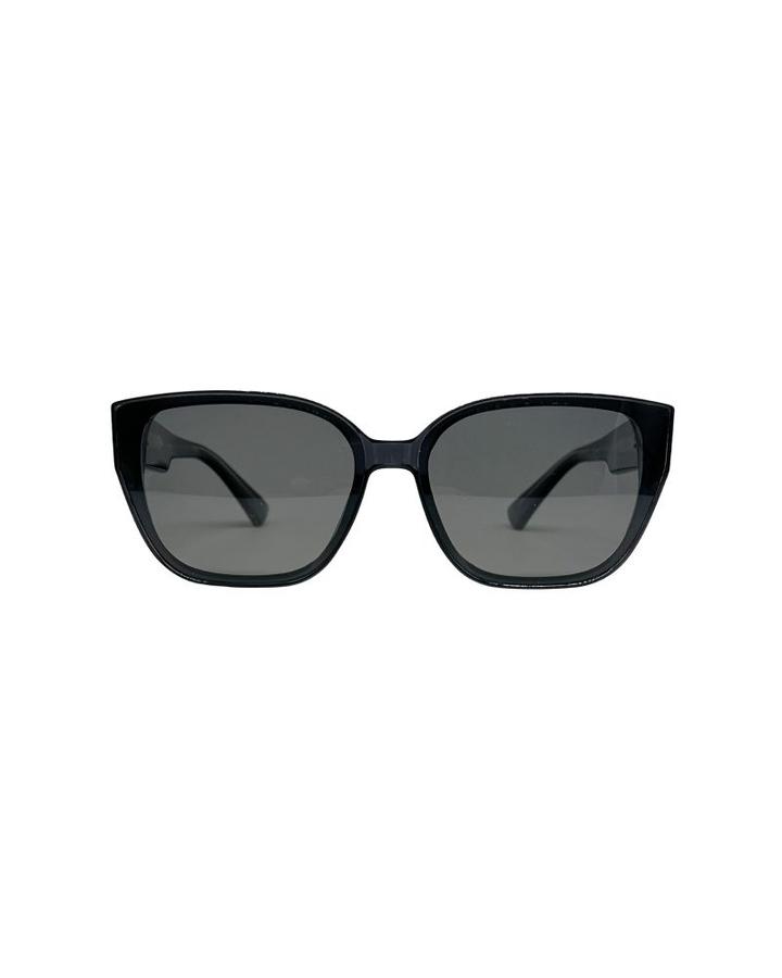 Женские солнцезащитные очки Optik U 9010 C5 черные кошачий глаз с поляризацией и УФ-фильтром